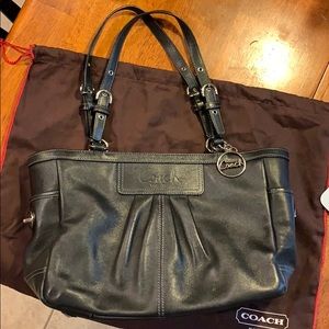 Coach Black Leather Pleated East West Gallery Tote